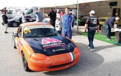 uploaded_Debutalas-a-Mazda-MX5-Kupaban-400×250